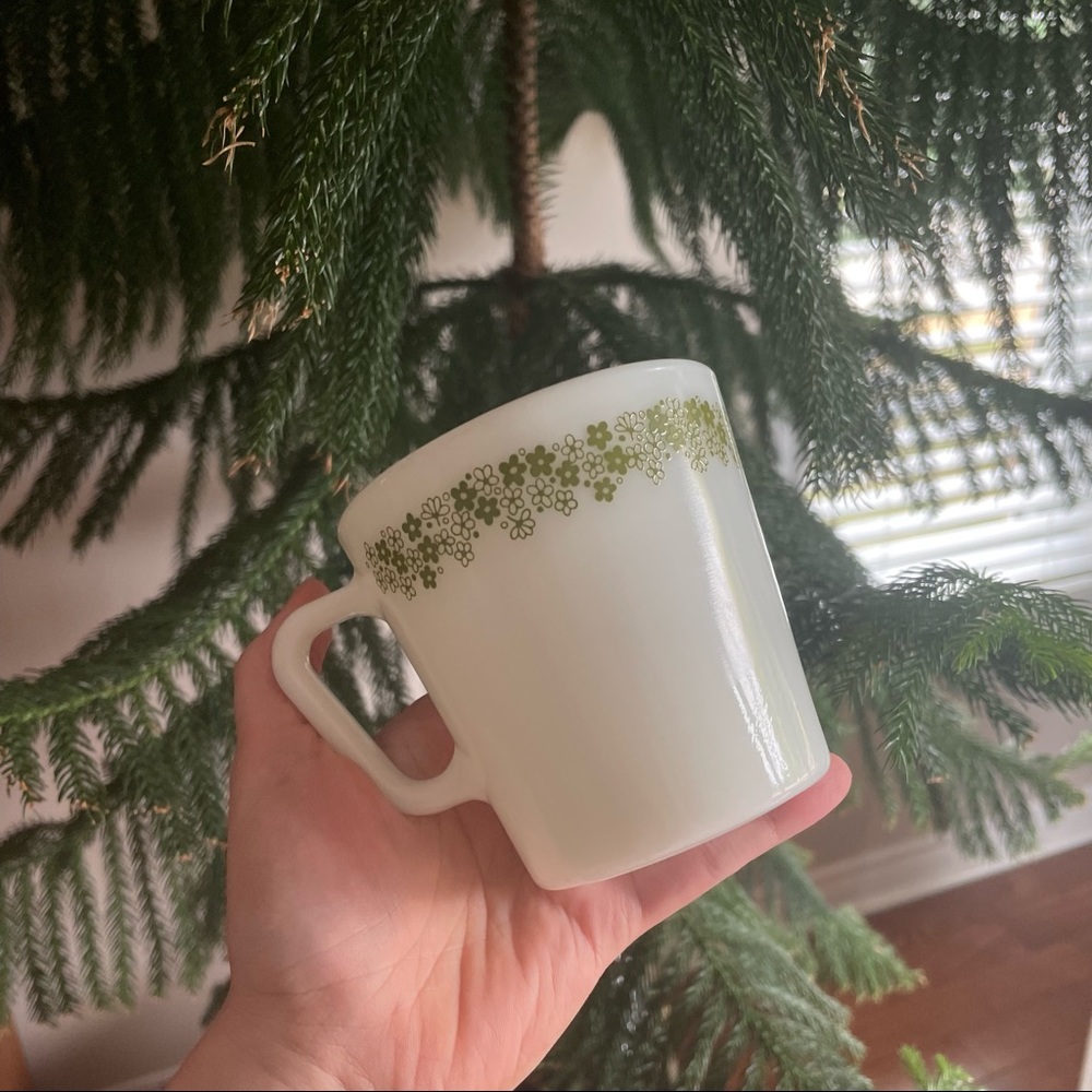 Vintage Pyrex Spring Blossom Mugs - Set of 4